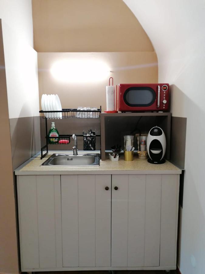 La Dimora Degli Dei Apartment Bari Bagian luar foto